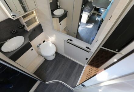 Location camping-car Profilé 4 places lit pavillon