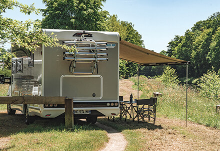 Location camping-car Profilé lit transversal 4 places